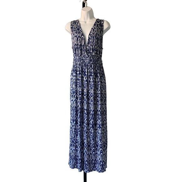 Ronni Nicole Dresses & Skirts - Blue and White Maxi Dress